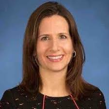 Deirdre Harding's Instagram, Twitter & Facebook