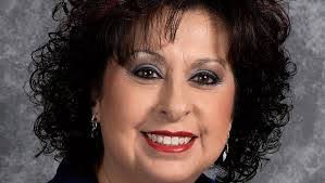 Phyllis Huff's Instagram, Twitter & Facebook