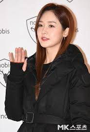 오는 27일 방송되는 sbs 플러스 '당신에게 유리한 밤, 야간개장'으로 2년만에 복귀하는 성유리는 편한 복장으로 집안 라이프를. Dr H2nasym25om