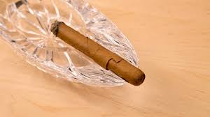 Should You Keep Your Cigars In Cellophane? Answering An Age-Old Question -  Youtube