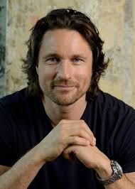 If I get one more message asking to “share” my Netflix I'm going to scream,  it costs money it's a paid service, I've never had a messaging saying I'll  give you half