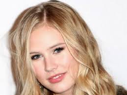 Never go back (2016, китай, сша), imdb: Jack Reacher 2 Heroes Reborn Actress Danika Yarosh Will Play Tom Cruise S Daughter In The Movie Movie News Guide Danika Yarosh Heroes Reborn Tom Cruise
