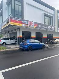 ONE HEART GARAGE KLUANG