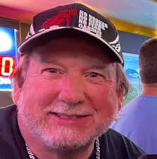 It is that time of week again. Pictured above is Kelly Moran. One of the  USA's most popular riders. What is your fondest memory of Kelly? Please  post all of your best