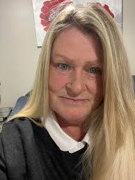 I'm a golf and gym fanatic and I'm looking to make friends with the same  hobbies in and around Leicester interests