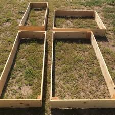 It can be very costly to set up a full garden, but putting together a however, they almost always allow raised bed gardening, since this doesn't seriously affect the quality of the yard. 15 Cedar Raised Garden Bed Diy The Very Easy Veggie Garden