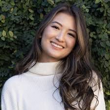 Amy Luk's Instagram, Twitter & Facebook