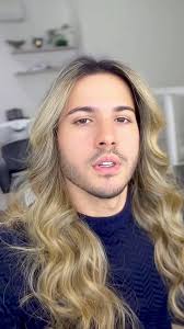 Dance with me? #longhair #malelonghair