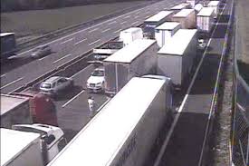 L'a14 dir (d14 nella numerazione interna ad autostrade per l'italia) congiunge ravenna con l'autostrada a14. Grave Incidente In Autostrada A1 Traffico Nel Caos Un Morto Sull A14