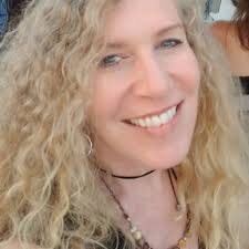 Laura Runyan's Instagram, Twitter & Facebook