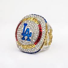 Rings are presented to the team's players, coaches, and members of the executive front office. 2020 La Dodgers Championship Ring Htysports