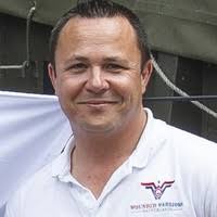 40+ perfiles de «Edward Brouwer»