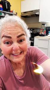 Silvia Oneill's Instagram, Twitter & Facebook