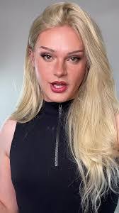 Barbie Johnson's Instagram, Twitter & Facebook