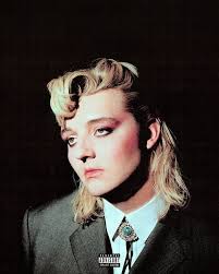 HAVE YOU SEEN JAMES? stream my latest single james at the link in my bio &  visit genevievehannelius.com for all the details <33