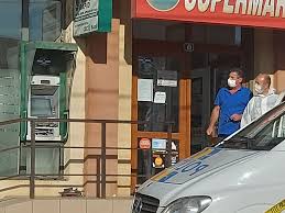 Până acum, hoţii nu au fost prinşi. Breaking News AlertÄƒ La TuluceÈ™ti DupÄƒ Ce Un Bancomat A Fost Aruncat In Aer Update ViaÅ£a LiberÄƒ GalaÅ£i