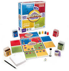 Y pensando en juegos de mesa ninguno es más cómodo que el que no hay que cargar. 18 Ideas De Juegos De Mesa Juegos De Mesa Juegos Juegos Divertidos Para Fiestas