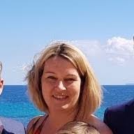 Jo Knott's Instagram, Twitter & Facebook