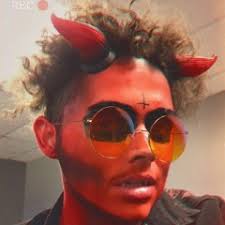 Stream Mason Murray music