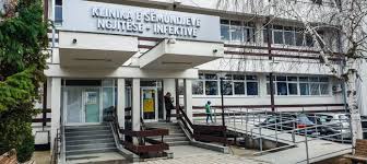 Infektologu Salih Ahmeti tregon për gjendjen e të infektuarve me ...