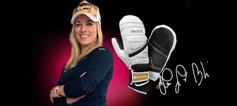 Lara gut was born on april 27, 1991 (age 30) in switzerland she is a celebrity skier her nationality is swiss her spouse is valon behrami (m. Lara Gut Reusch Com