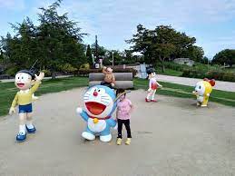 おとぎの森公園でドラえもんに会える ふわふわドームや遊具も楽しいよ 高岡暮らし com 子供の遊び場 公園 ドーム