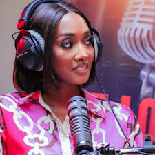 It's the end of the year please go outside! Go visit @ayjya.qatar you won't  be disappointed 🤍