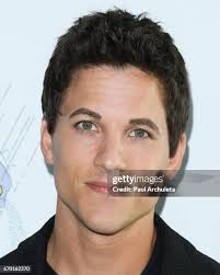 1,100 Mike Archuleta Photos & High Res Pictures