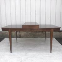 Browse mid century & modern tables to bring effortless style with beautiful. Mid Century Modern Dining Table With Leaf Aptdeco