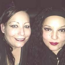 What rental properties are available in Deming for a family with two dogs  and young children?