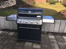 Santos scheint kein großes interesse daran zu haben, zu verkaufen, aber gut, das es noch kompetente läden gibt. Santos S 401 Die Neue Gasgrill S Serie Von Santos Grillforum Und Bbq Www Grillsportverein De