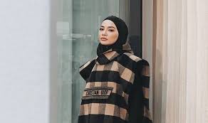 Dato sri siti nurhaliza / mp3 320kbps / 8.97 мб / 03:55. Aunty Lofa Macam Princess Sapa Cakap Princess Siti Aafiyah Kitareporters Semua Boleh Jadi Reporter