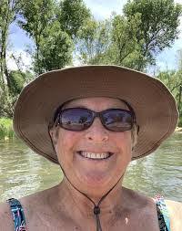 Suzanne Scudder's Instagram, Twitter & Facebook