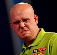 The boylesports world grand prix is a pdc darts tournament held in dublin each october. Darts Uk Open Michael Van Gerwen Scheitert Vor Leeren Rangen Welt