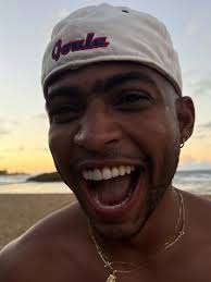 I am Ricky Mota , introducing the Ricky