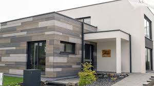 Over a long and prolific career, he produced more than 200 building designs, including such notable local landmarks as the palm springs city hall and the aerial tramway valley station with john porter clark. Albert Haus Musterhaus Elegant 170 In Mannheim Youtube
