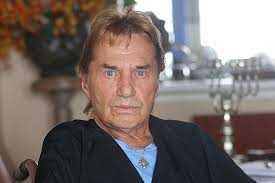 Muere cantante Peter Rock a los 70 años de edad