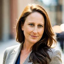 Amazon.com: Kat Alexander: books, biography, latest update