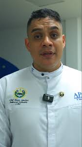 En APAC, celebramos el Día del Padre con el ingrediente más especial: el  amor y el talento de nuestros estudiantes. 👨‍🍳❤️👨‍👧‍👦, En un evento  lleno de emociones y sabores, los alumnos del diplomado de ...