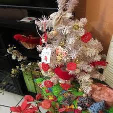 Crochet Doilies Linen Placemats Lace Table Runner Gray Etsy Table Runners Wedding Linen Placemats Linen Table Runner