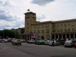 Potrivit reprezentantilor metrorex, pe magistrala 4, intre statiile gara de nord 2 si strailesti nu va mai fi nevoie de transbordare, iar. Gabriela Firea Anunta Constructia Unei Parcari Uriase De Aproape 900 De Locuri Sub Gara De Nord Bucurestiul