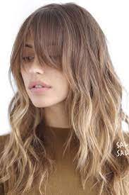 36 Cute Medium Length Hairstyles With Bangs In 2020 Haircuts For Long Hair With Bangs Hair Styles Long Hair With Bangs