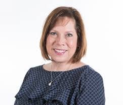 Amy Manley's Instagram, Twitter & Facebook