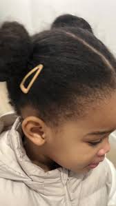 Vicky Mon • 500+ reels