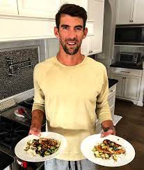 Michael phelps diet has created a buzz of amazement to people and brought n sports trainers, nutritionists, and physicians to study and evaluate his routine. What Does Michael Phelps Eat For Lunch Rediff Com Get Ahead