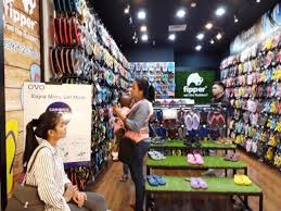 Koleksi sandal fipper sangat terbuat dari 100% karet dan memiliki beragam model serta warna untuk memenuhi. 7 Fakta Menarik Tentang Sandal Fipper Sudah Tahu