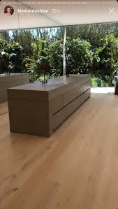 Kim Kardashian West Finally Revealed How Her Ultra Minimalist Bathroom Sink Works Kardashian Bathroom Kim Kardashian Kim Kardashian Home