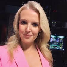 Kristy Lloyd's Instagram, Twitter & Facebook