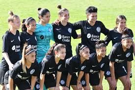 .del certamen, boca y san lorenzo se disputarán el torneo apertura 2021 de la primera división del fútbol femenino desde las 19.10 en el estadio cuando se enfrentaron por la fase regular, boca y san lorenzo igualaron 1 a 1 en el predio de casa amarilla. Tslzfvfo6rbvbm