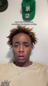 Why Doesnt Aaron Close His Lips